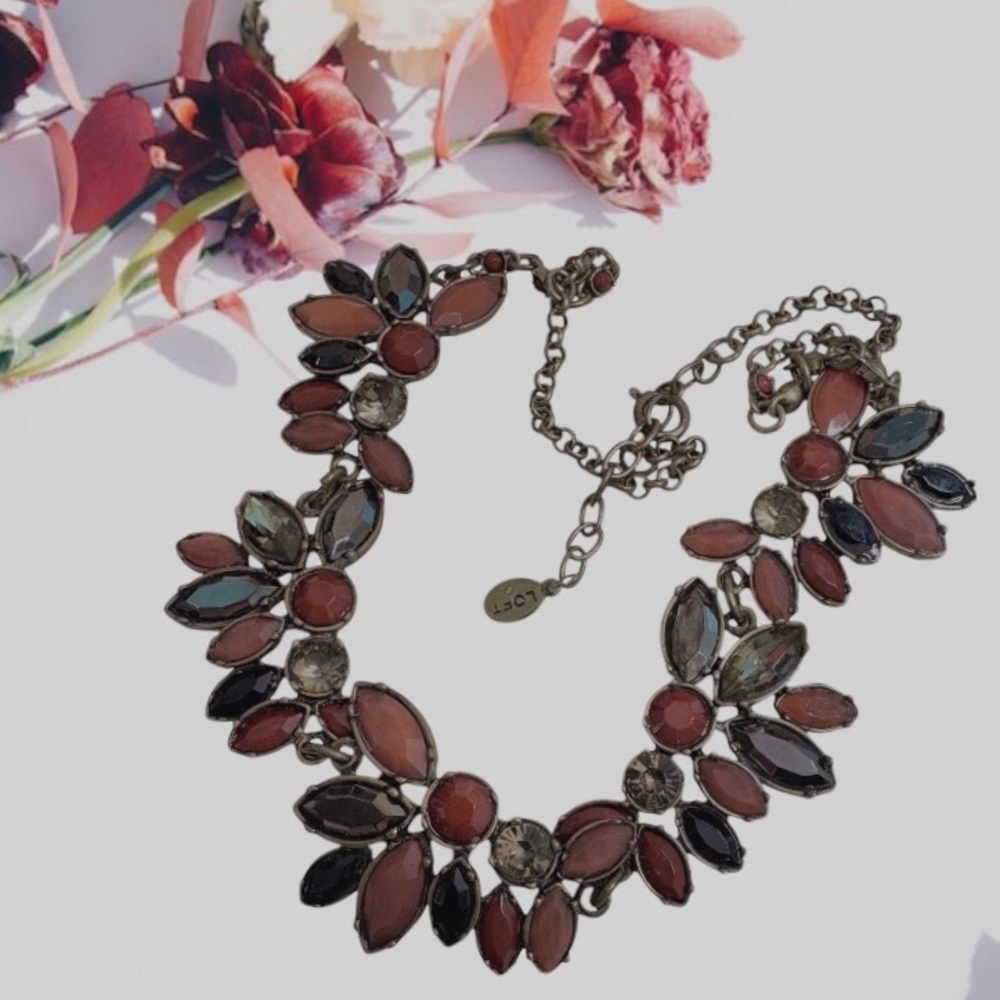 LOFT NEUTRAL CHUNKY BIB NECKLACE JEWELED CHANDELIER NECKLACE BOHO